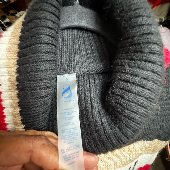 Lou and Grey Sweater - Picture 4 of 5